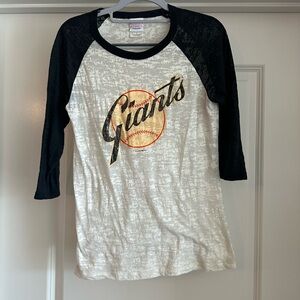 San Francisco Giants Women’s Shirt - Black & White - size M - 5th & ocean brand